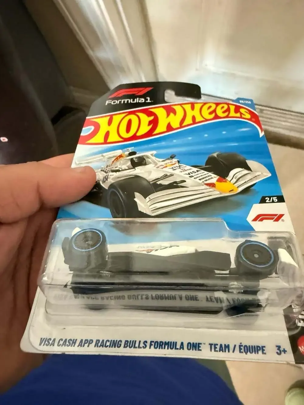 2024 Hot Wheels Formula 1 Series Visa Cash App Racing Bulls Formula One Team 2/5